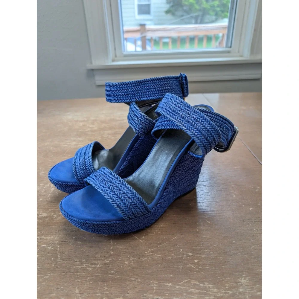 Stuart Weitzman Royal Blue Encore Woven Wedge Ankle Strap Sandals Womens 7.5 M - Picture 3 of 9